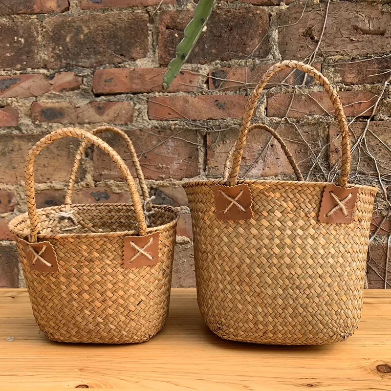

Seagrass woven flower baske retro woven basket handbag sundries storage straw basket