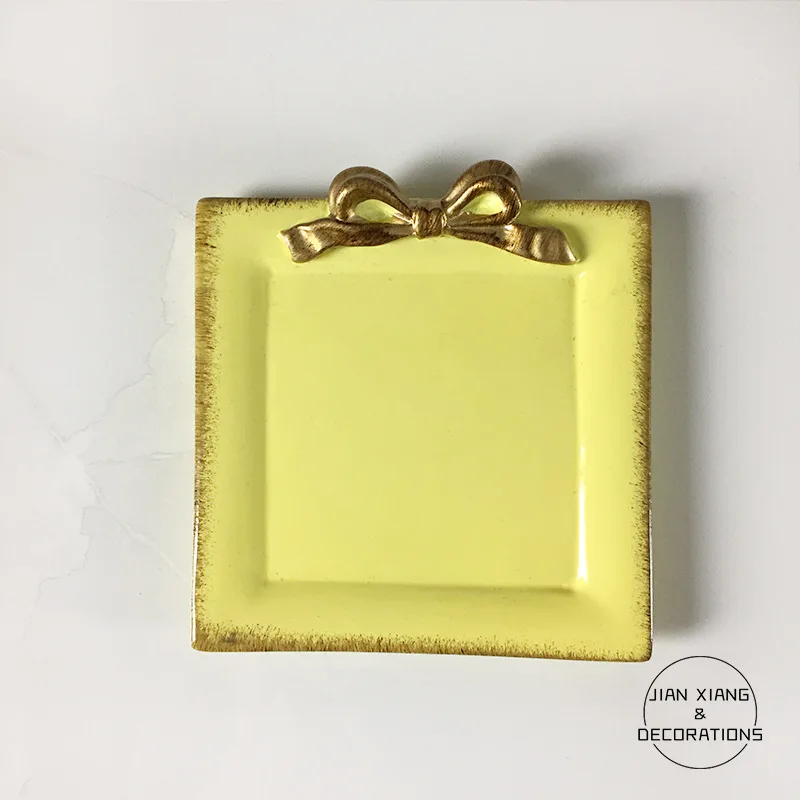 Square-Golden Nordic Творческий дом полимерная для торта пластина, десертные тарелки для бабочка узел бытовой Товары Крафтовая Подарочная лоток для хранения розового цвета - Цвет: Square-Golden