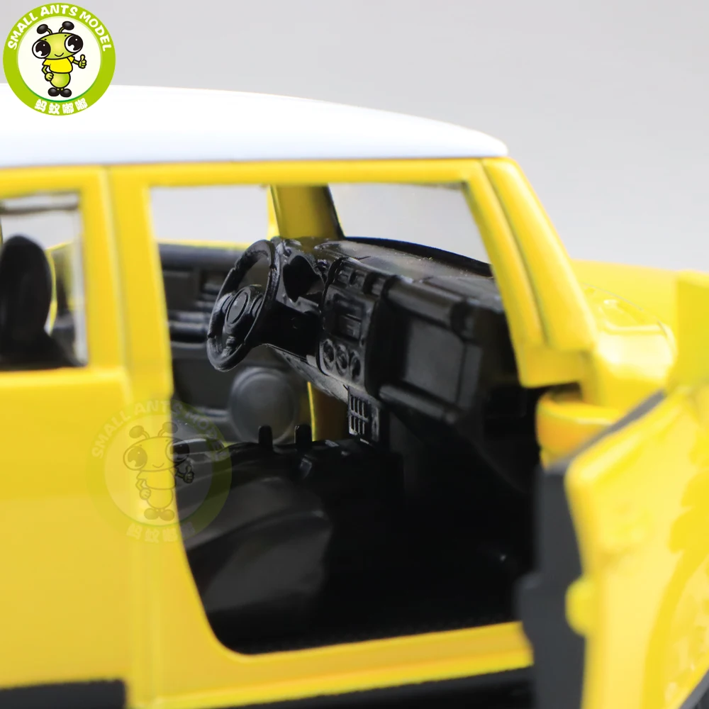 1/32 CAIPO FJ Cruiser Land Cruiser литая модель автомобиля SUV игрушки для детей Детское звуковое освещение Вытяните назад Подарки