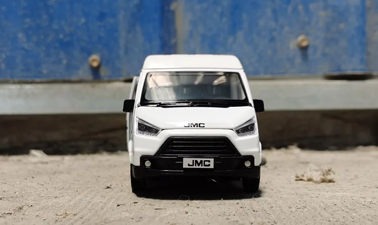 17113699092_72381208