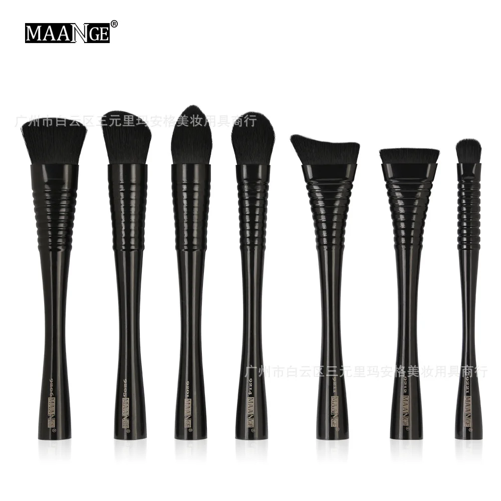 

Factory Direct Sales MAANGE 7 Small Waist Makeup Brush Set Makeup Tools Quickly Sell Amazon Gift Set for Women