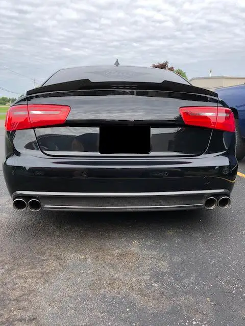 Углеродное волокно заднего бампера Диффузор для губ с выхлопной для Audi A6 Стандартный седан 4 двери только 2013- не s-линия S6
