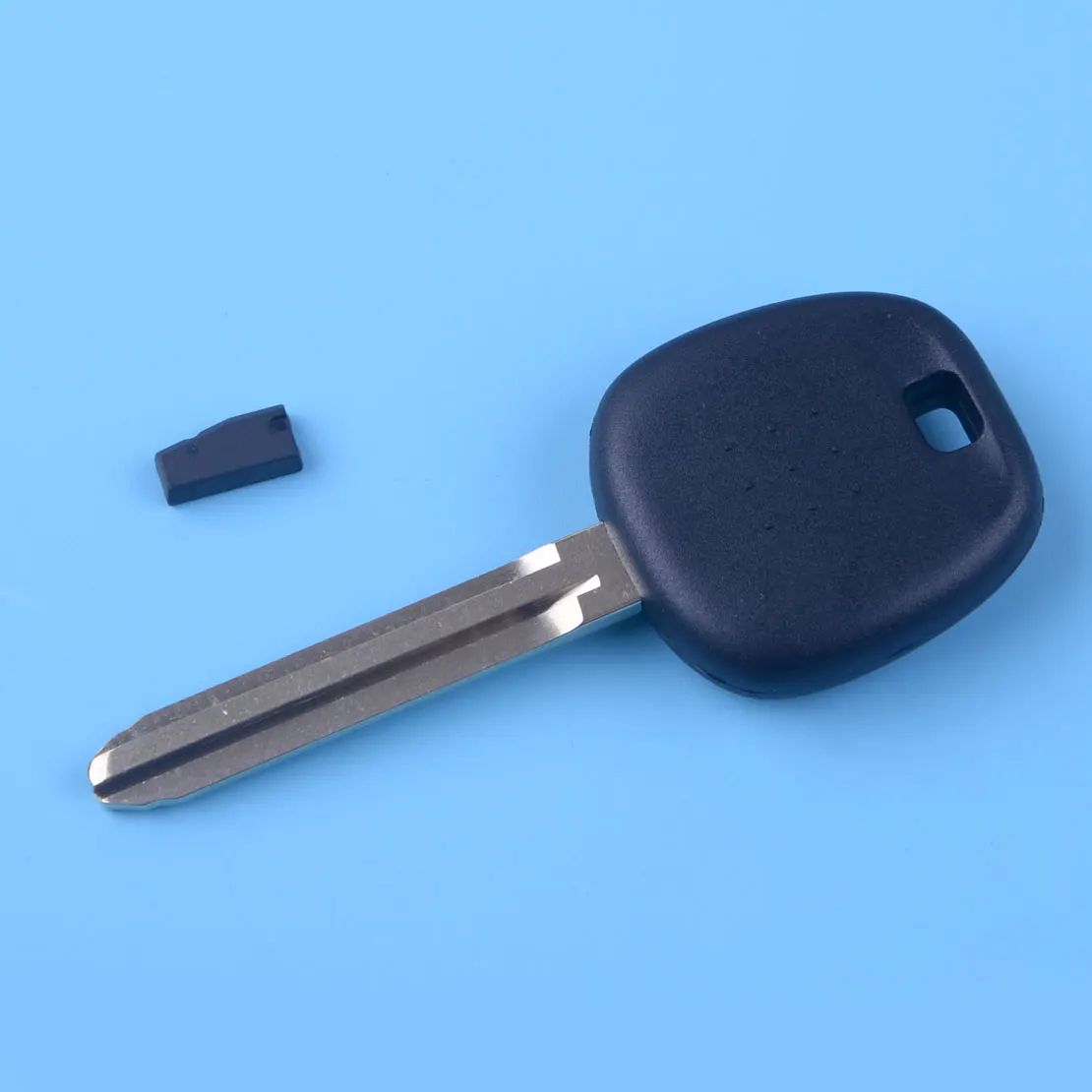 

DWCX 4D 67 Transponder Chip Blank Ignition Key Case Shell Fob Fit For Toyota 4Runner Sienna Avalon Camry