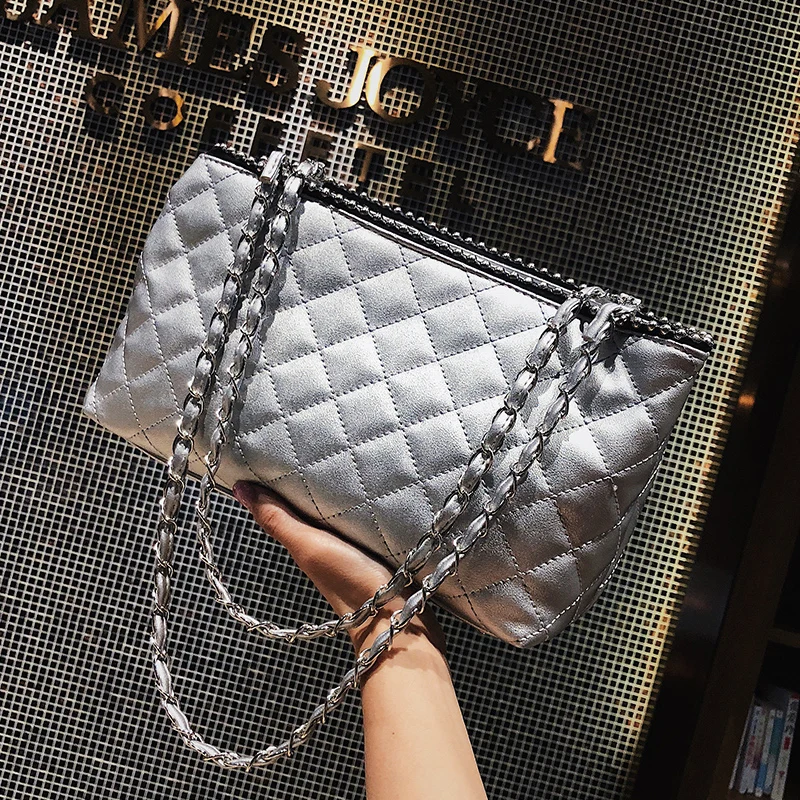 

Women Black Quilted Bags Luxury Chain Handbag Bead White Shoulder Bag 2020 New Casual Silver Plaid Satchel Bag Lady Tote Clutch