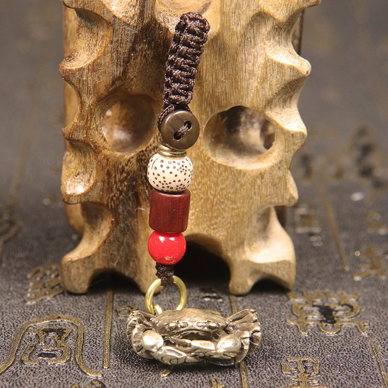 brass mini crab pendants (7)