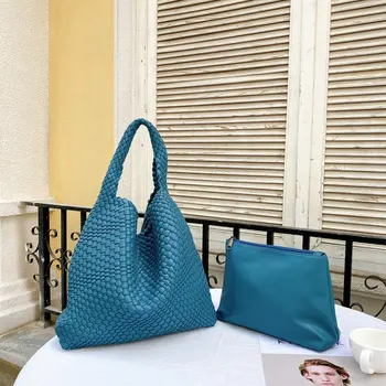 

New Retro Large Capacity Woven Handbag Totes For Women Casual Shoulder Underarm Shopping Bag Solid Color Luxury Designer 2020