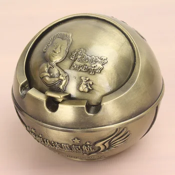 

Round Ashtray Embossed Flower and Castle Creative Vintage Portable Ash Holder Ash Tray for Outdoor Home Indoor office Use