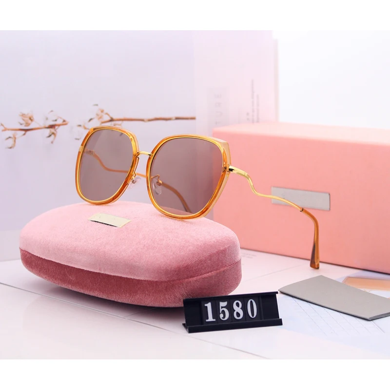 2020 Gafas Модные женские солнцезащитные очки Брендовые дизайнерские Роскошные