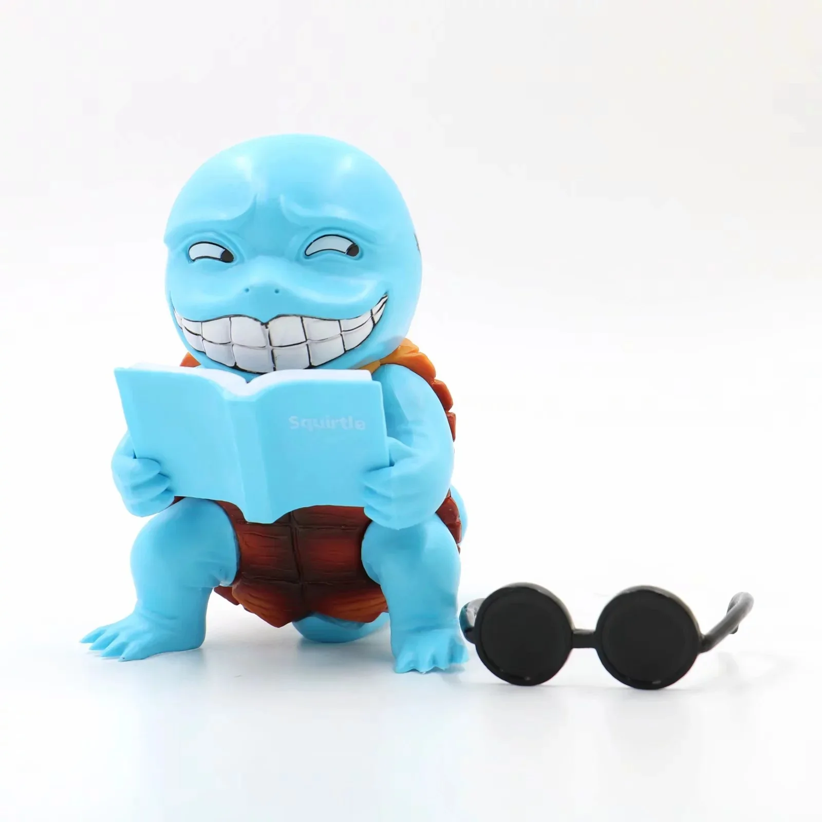 

Pet Elf Pokemon GK Color Wretched Squirtle with Sunglasses Pokemon Boxed Garage Kit