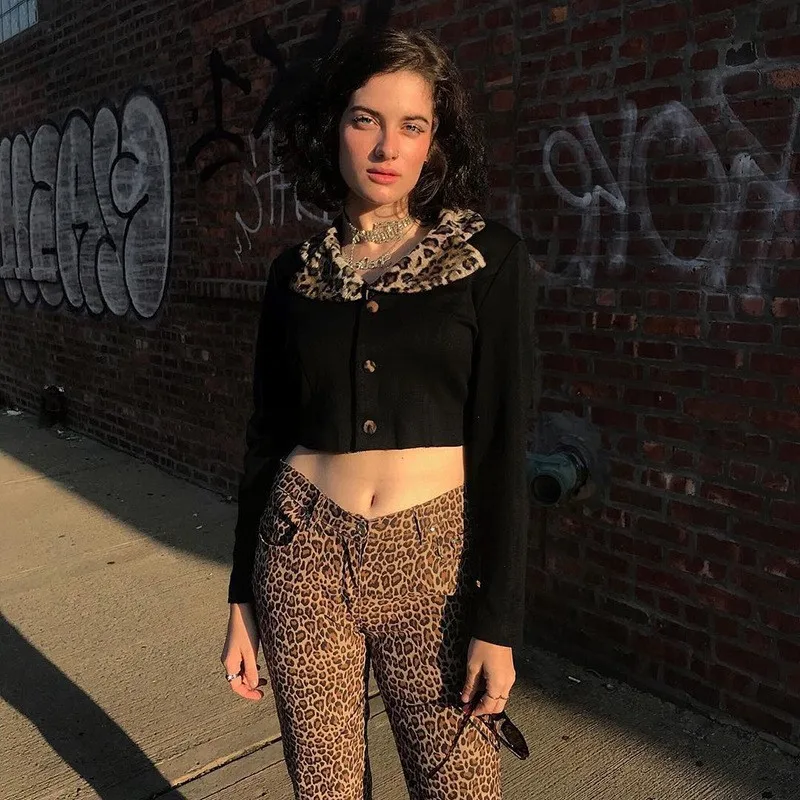 

V-neck Solid Long Sleeve Cropped Cardigans Women Harajuku Leopard Tee Shirts Ladies 2019 Autumn Ribbed Tshirts cwt0366-5