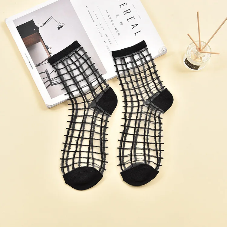 Хипстер Харадзюку короткие носки женские Модные прозрачные полосатые короткие женские летние женские носки лето черные белые носки - Цвет: black grid