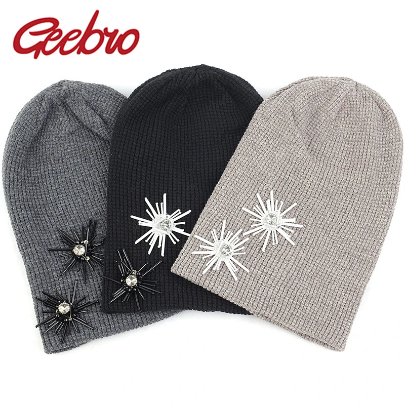 

Geebro Adult Cashmere Glitter Rhinestone Beanie Hat With Tassel Sequins Floral Accessories Autumn Winter Warm Cuff Beanies Cap