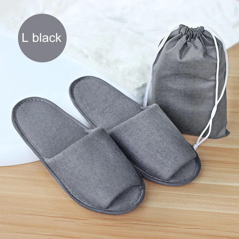 black L 1 Pair Home Guest Slippers Simple Slippers With Bag Hotel Travel Spa Supplies Portable Folding Indoor Accessories - Color: black L