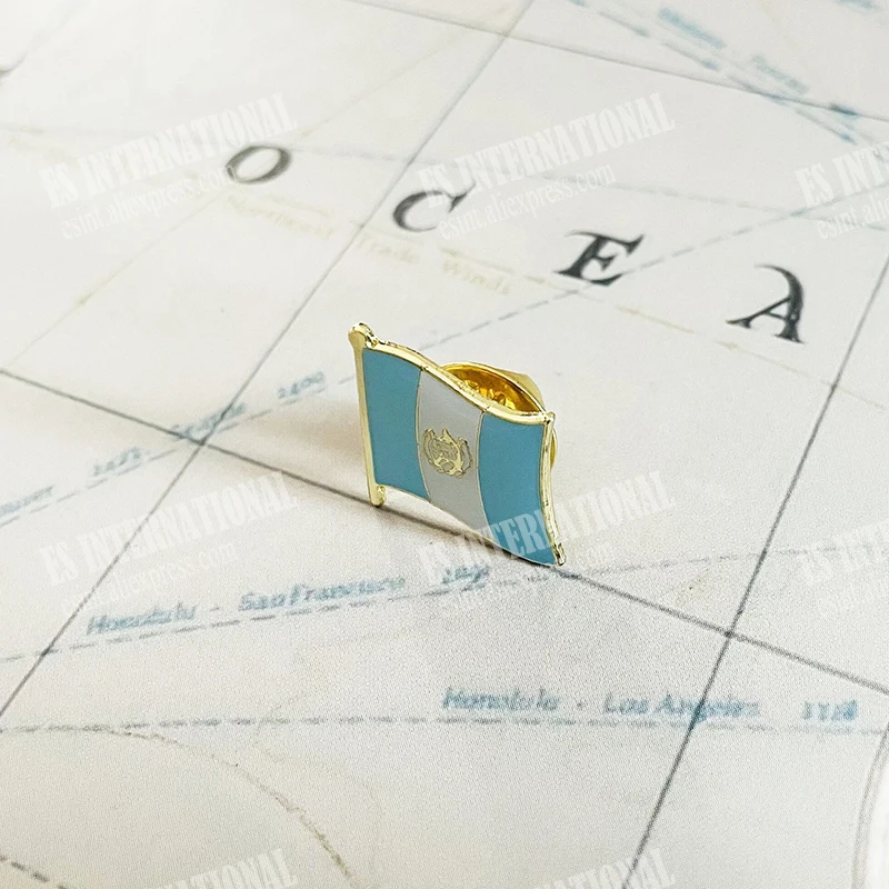 ＳＷスイス軍＊１９３０年代＊国旗ピン（実物） SWスイス軍＊1930年代＊国旗ピン（実物） Badge Flag