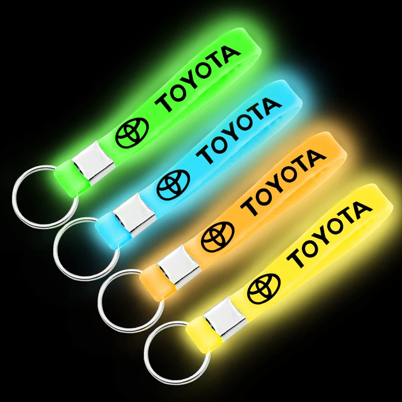 

1pcs Silicone Luminous Keychain Car Key Ring Key Chain for Toyotas Corolla Yaris Rav4 Avensis Auris Camry C-hr 86 Prius Gadgets