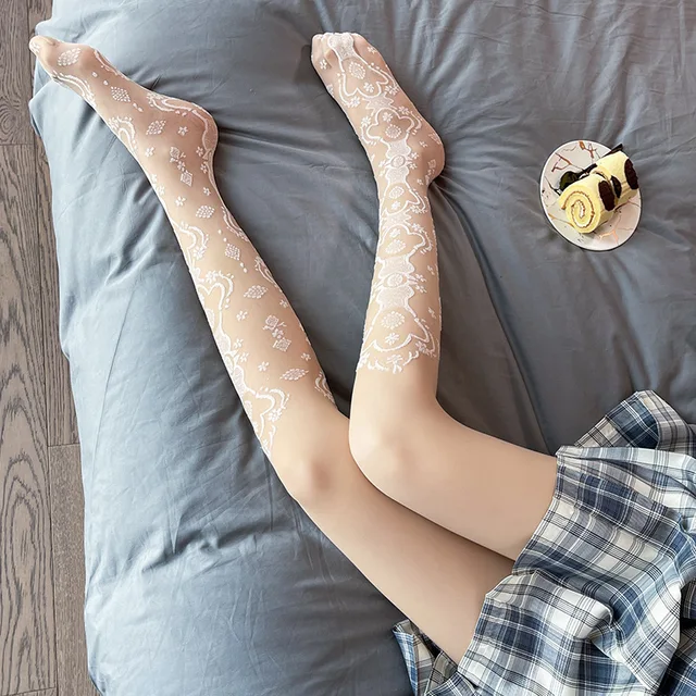 Bride Lace Stockings Lolita Hollowed Out Bottomed Thin Pantyhose Retro Floral Rattan White Stocking Hot Classic Tights skin