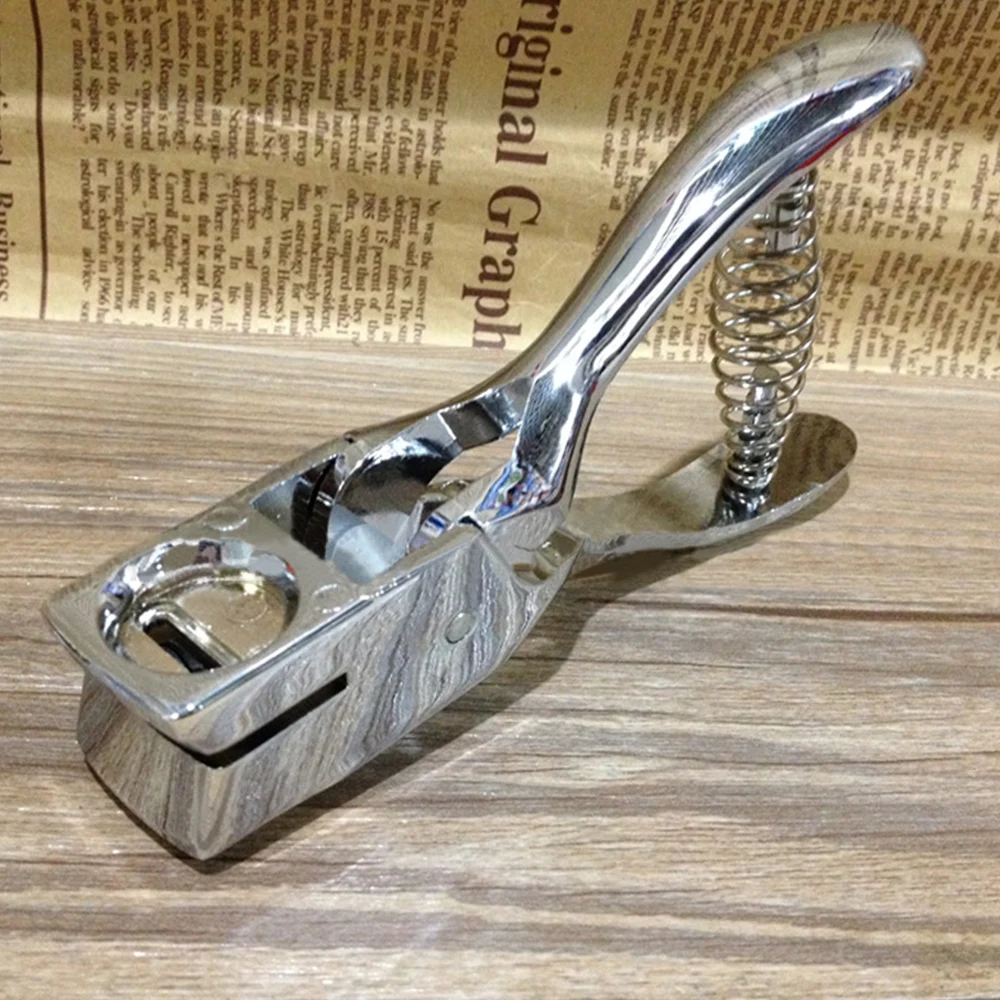 Ручной перфоратор с металлическим отверстием плоскогубцы тонким овальным для