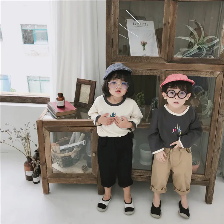 Осенние детские футболки с длинными рукавами в Корейском стиле с принтом героев мультфильмов модные хлопковые футболки для маленьких мальчиков и девочек, одежда для детей 1-6 лет