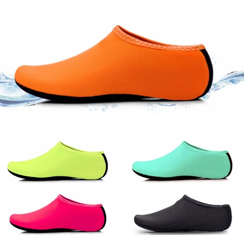 

Outdoor Beach Shoes Soft Plush Slides Flats Non-Slip Shoes Socks Summer Swimming Water Breathable Shoes for Kids Men Women