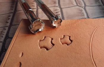 

Alloy material Armor pattern design Hand-work unique design carving punches stamp craft leather working tools