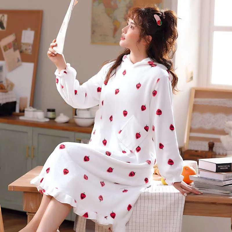 Rabbit Ears Hooded Flannel Bath Robe Cartoon Women Bathrobe Winter Thicken Plus Size Girls Night Gown Coral Fleece Nightgown - Цвет: 7