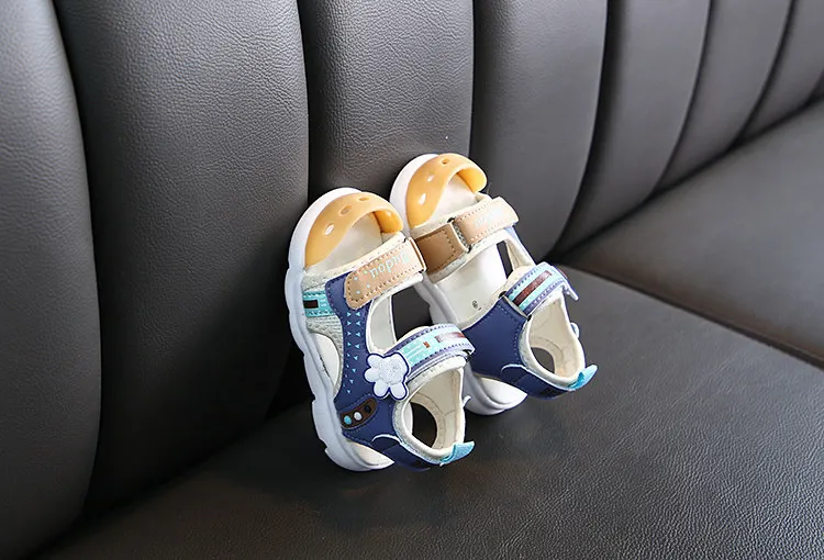 Kids Cut-outs Flats Casual Toddler Shoes Summer Little Childrens Beach Sandals Hand Soft Boys Girls Covered-toes Beach Shoes