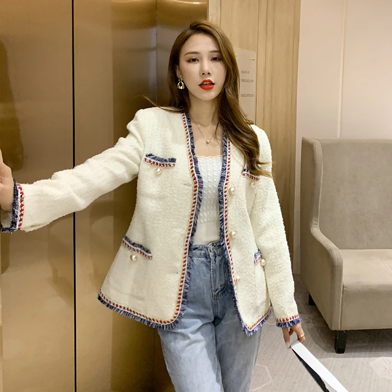 

High-end Tassel Tweed Jacket Coat Women Pearls Button Elegant White Jackets Pocket Loose Vintage Woolen Tweed Outwear Plus Size