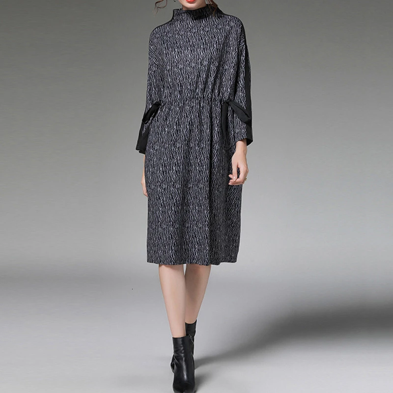 SeeBeautiful New Fashion Autumn Winter Contrast Color Striped Stand Collar Long Sleeve Pulling Rope Loose Dress Women Q202