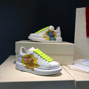 

2020 Men's White Sneakers Women's Fashion Vulcanized Shoes Thick Bottom Laces Increase Running Sneakers Jogging Shoes