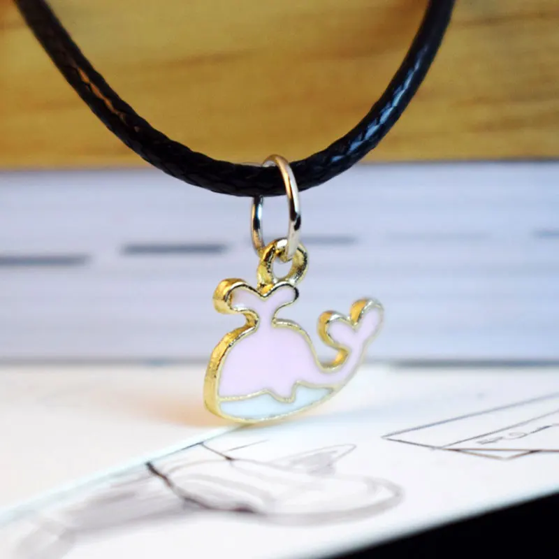 DoreenBeads Мода колье Цепочки и ожерелья для Для женщин Золотой ярко-розовый круглый ювелирные изделиям из эмали для вечерние аксессуары Подвески подарок цельнокроеное платье - Окраска металла: 8