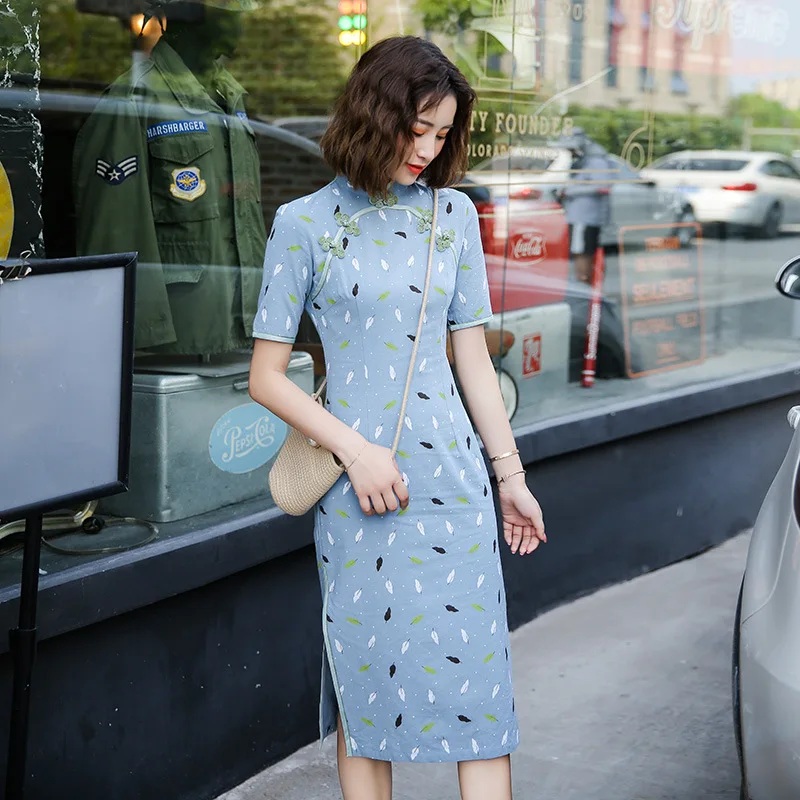 Классический воротник мандарина для женщин Qipao Половина рукава Винтаж Butto Vestidos с цветочным принтом сплит сексуальный Весенний Чонсам плюс размер