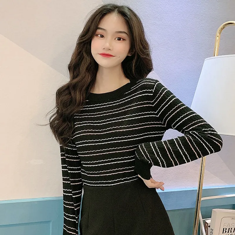 

Female Fashion Striped Knitted Pullover Slim Sweater Women Casual Long Sleeve Short Sweaters