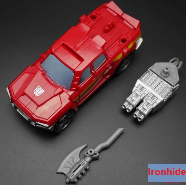 Combiner War Alpha Bravo Air raid Rook Groove Ironhide первой помощи Классические игрушки без розничной коробки - Цвет: Ironhide