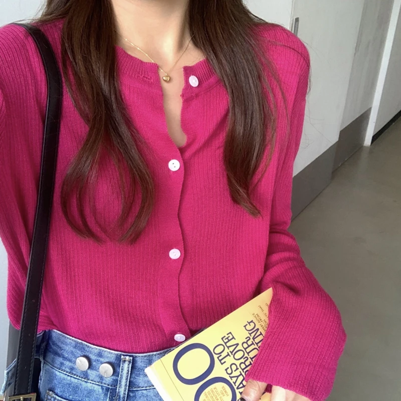 Кардиган женский вязаный на пуговицах весенне-осенний красный |