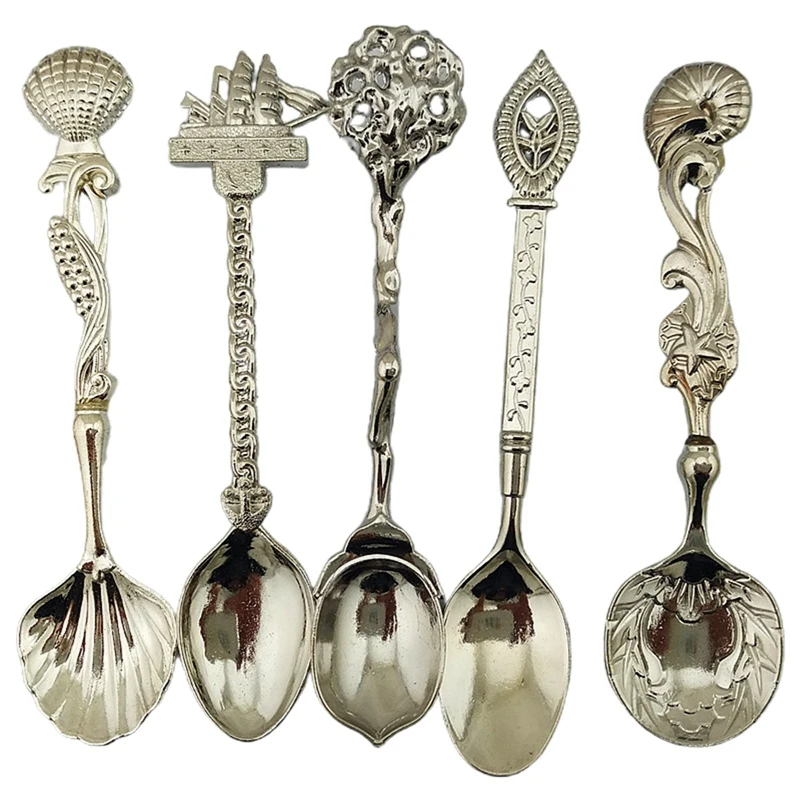 

5pcs Vintage Spoons Mini Royal Style Metal Gold Coffee Snacks Fruit Dessert Spoon Kitchen Tool Teaspoon