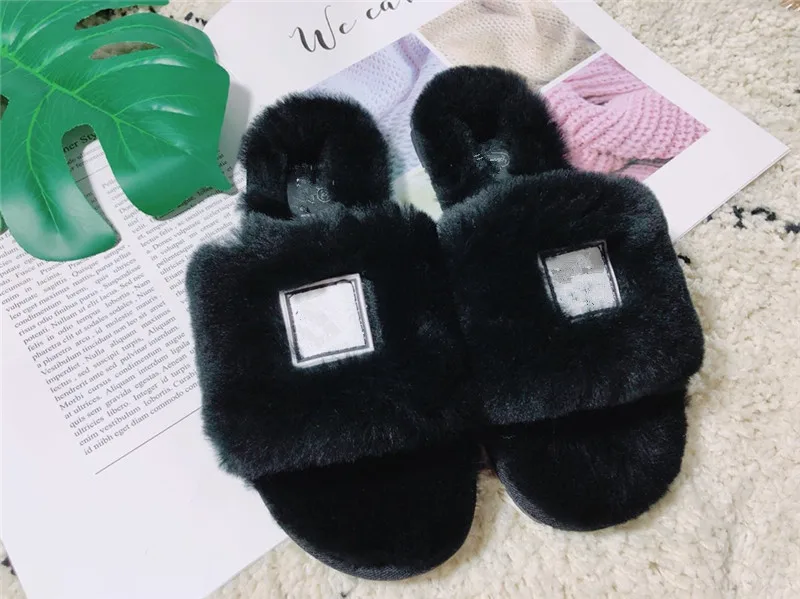 Brand Women Winter Fur Slippers Lady Fashion Sheep Leather Shoes - Цвет: Черный