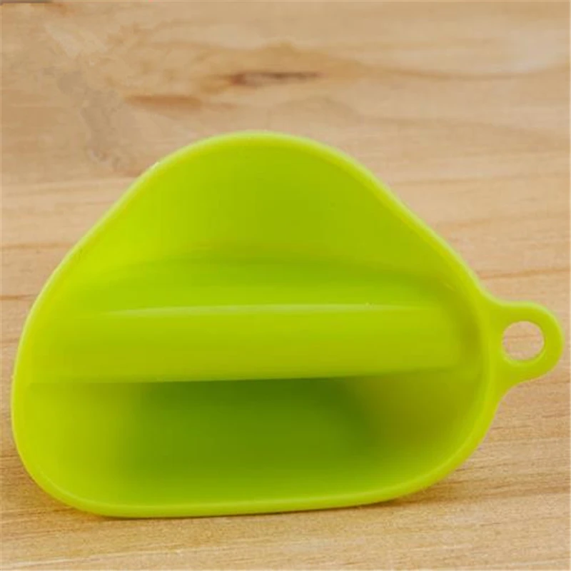 1Pcs Food Grade Kitchen silicone gloves anti-scalding non slip finger clip household Microwave Oven heat insulation Organizer