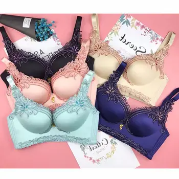 

Autumn and Winter Genuine Embroidery Is Just Lingerie without Rims Gather Adjustable Incognito Girls Bra Set
