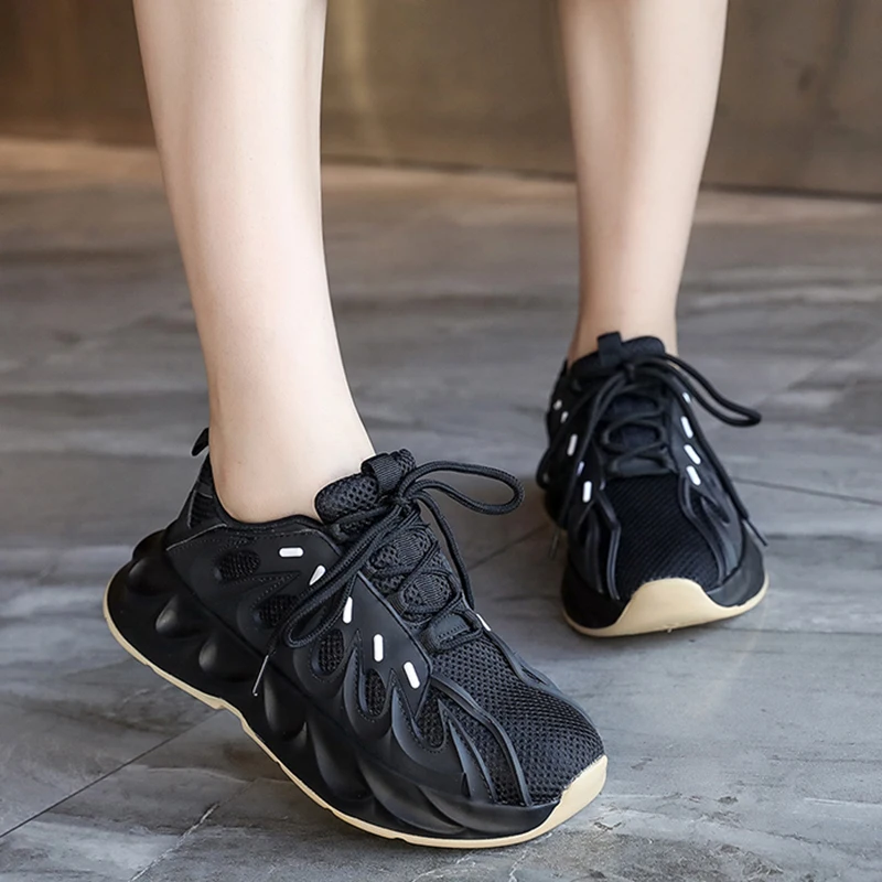 

Rimocy 2019 autumn mesh platform black sneakers women flat white casual shoes student comfortable running shoes white triple s