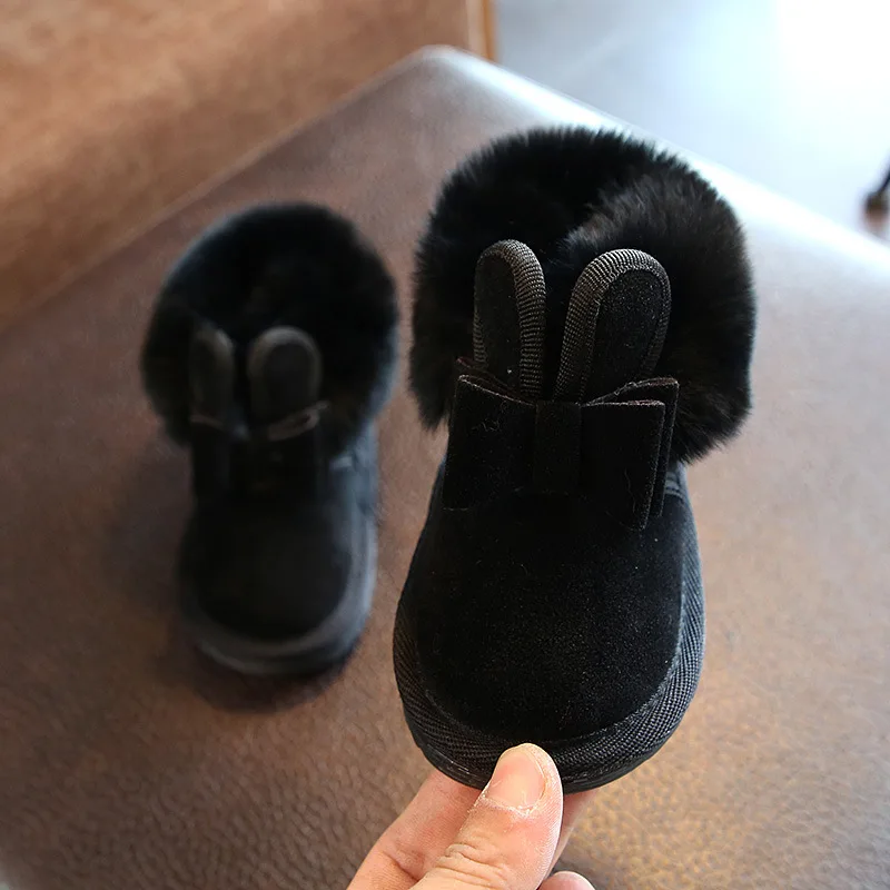 COZULMA/теплые зимние ботинки с плюшевой подкладкой и перевернутым краем для маленьких детей зимняя обувь ботильоны с заячьими ушками для девочек детские размеры 21-25 - Цвет: Черный