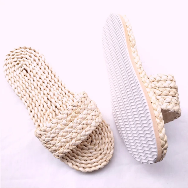 Handmade Japanese And Chinese Straw Sandals For Adults Perfect For Luffy  Cosplay And Casual Wear Unisex Mens Tan Casual Shoes With Free Socks Style  #230704 From Youngstore06, $15.07 | DHgate.Com