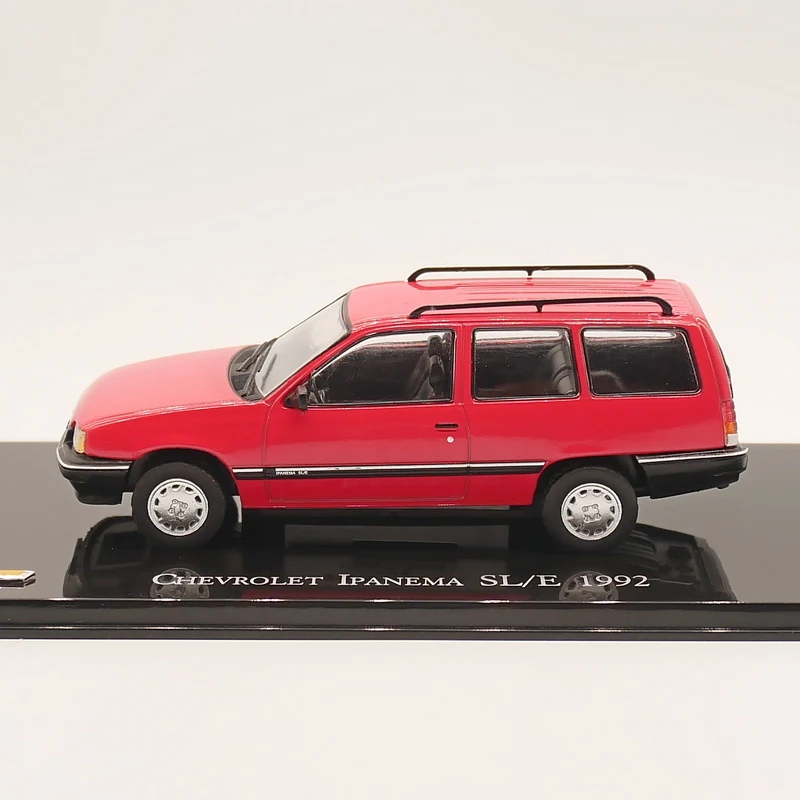 Авто ИНН ixo 1:43 Chevrolet Ipanema SL/E 1992 модель автомобиля под давлением|ixo 1:43|diecast model carsmodel car