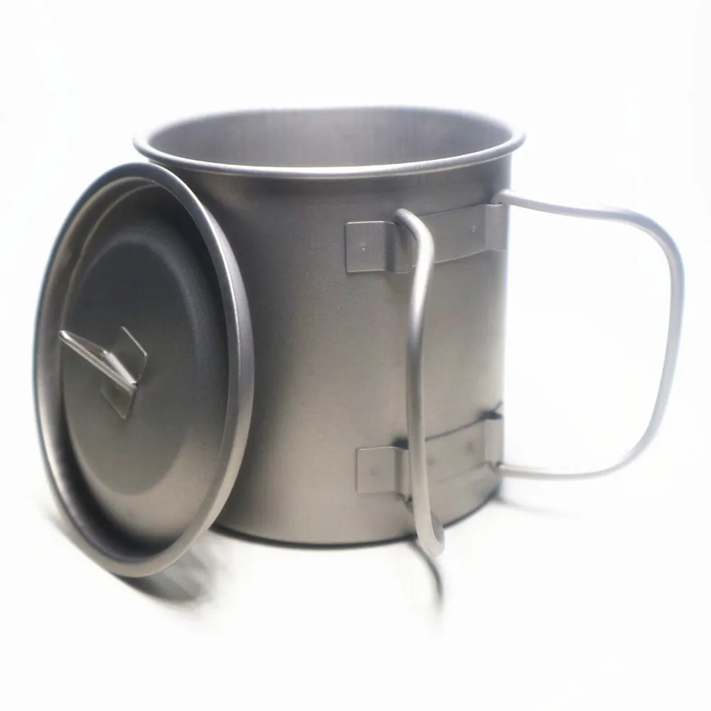 

Outdoor Titanium Cup Mug Handgrip Eco-friendly Titanium Cup 400ml Dirnk ware Ultralight Portable with Lid Metal Coffee Mug