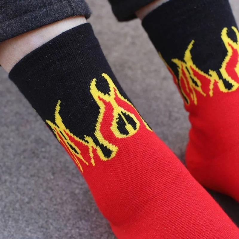 Носки для скейтборда, Calcetines, с рисунком пламени, Meias Masculino, хип-хоп, мужские,, новая мода, уличные, красные, желтые