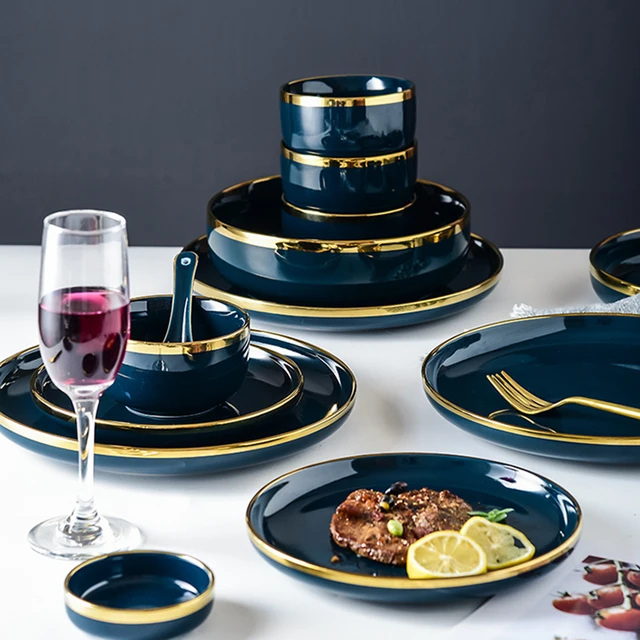 Assiettes à dîner en porcelaine bleue