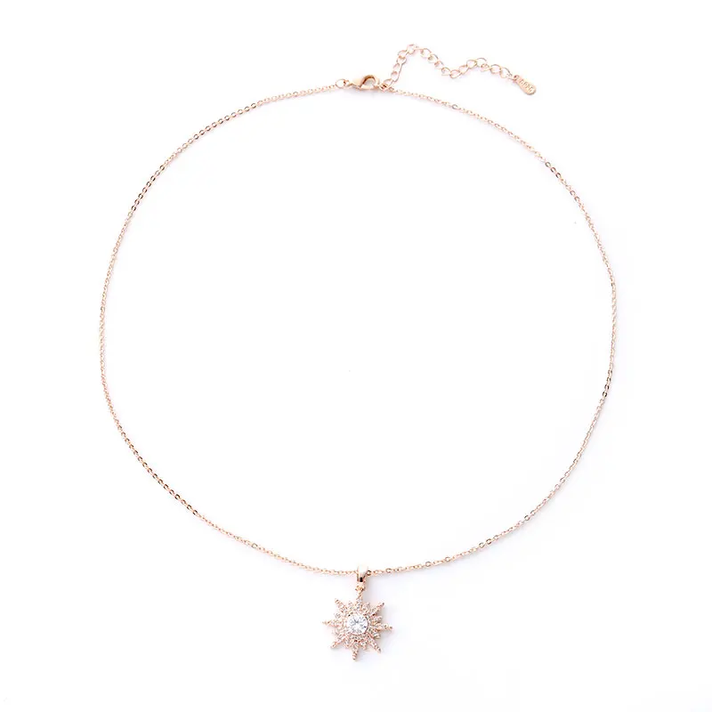 

Fashion Glamour Lady Crystal Snowflake Pendant Necklace Christmas Ms. Gift Dinner Simple Ornament Exquisite Necklace