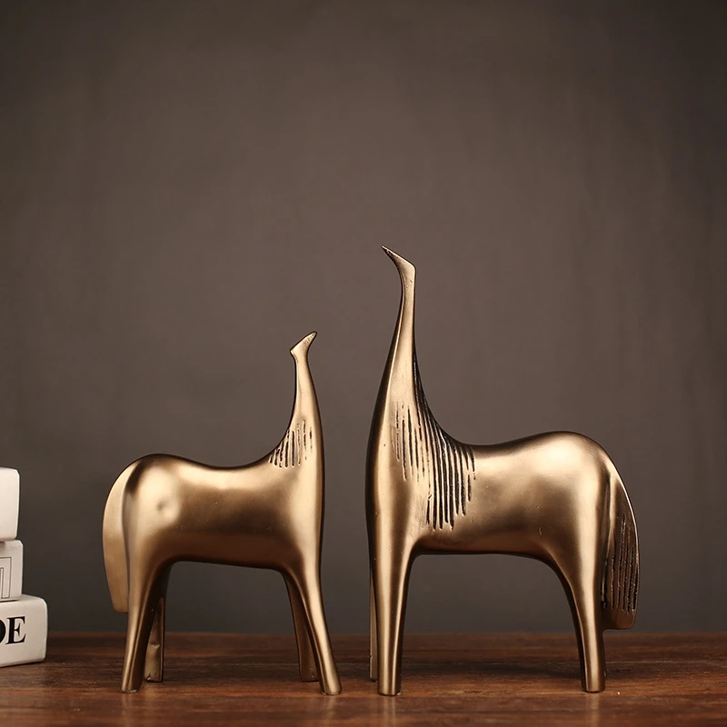 

2 Pcs Gold Abstract Horse Statue Resin Art Statue Sculpture Home Decoration Accessories Modern Ornaments Animal Statues Crafts