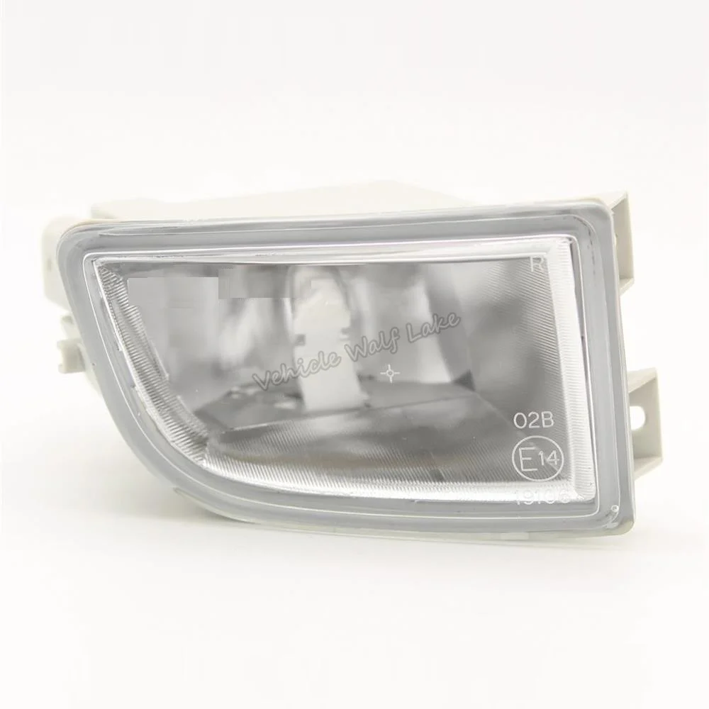 Противотуманная фара для Skoda Fabia Mk1 1999 2000 2001 2002 2003 2004 спереди Галогенные Противотуманные светильник противотуманных фар с лампами накаливания - Цвет: Right Side