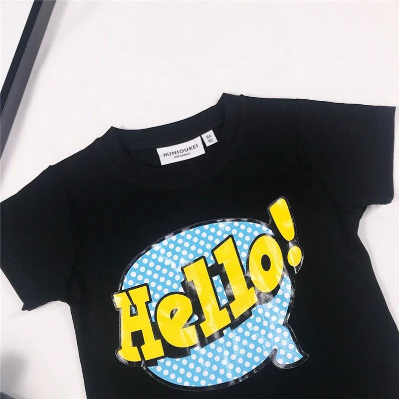 Новинка г.; летняя черная футболка с надписью «hello»; Классная хлопковая футболка для маленьких девочек; модная детская черная футболка
