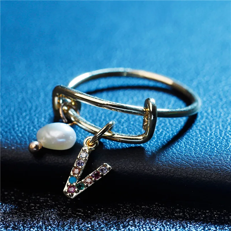 Мода 26 букв Золотое кольцо для женщин жемчуг 26 Алфавит начальный открытый палец персонализированные кольца Женское Обручальное кольцо ювелирные изделия - Цвет основного камня: colour-V